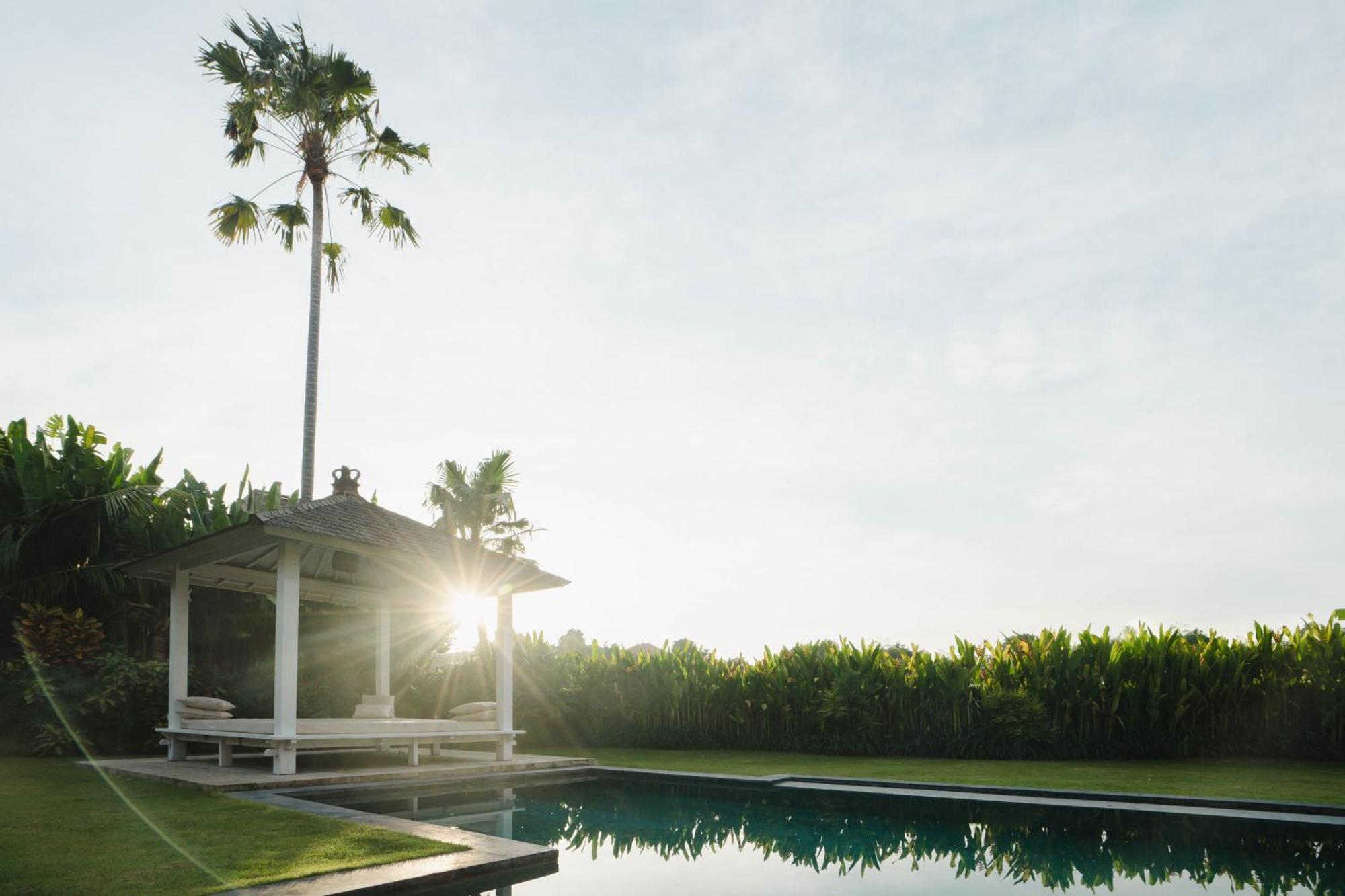 Isaiya Boutique Hotel Canggu Екстериор снимка
