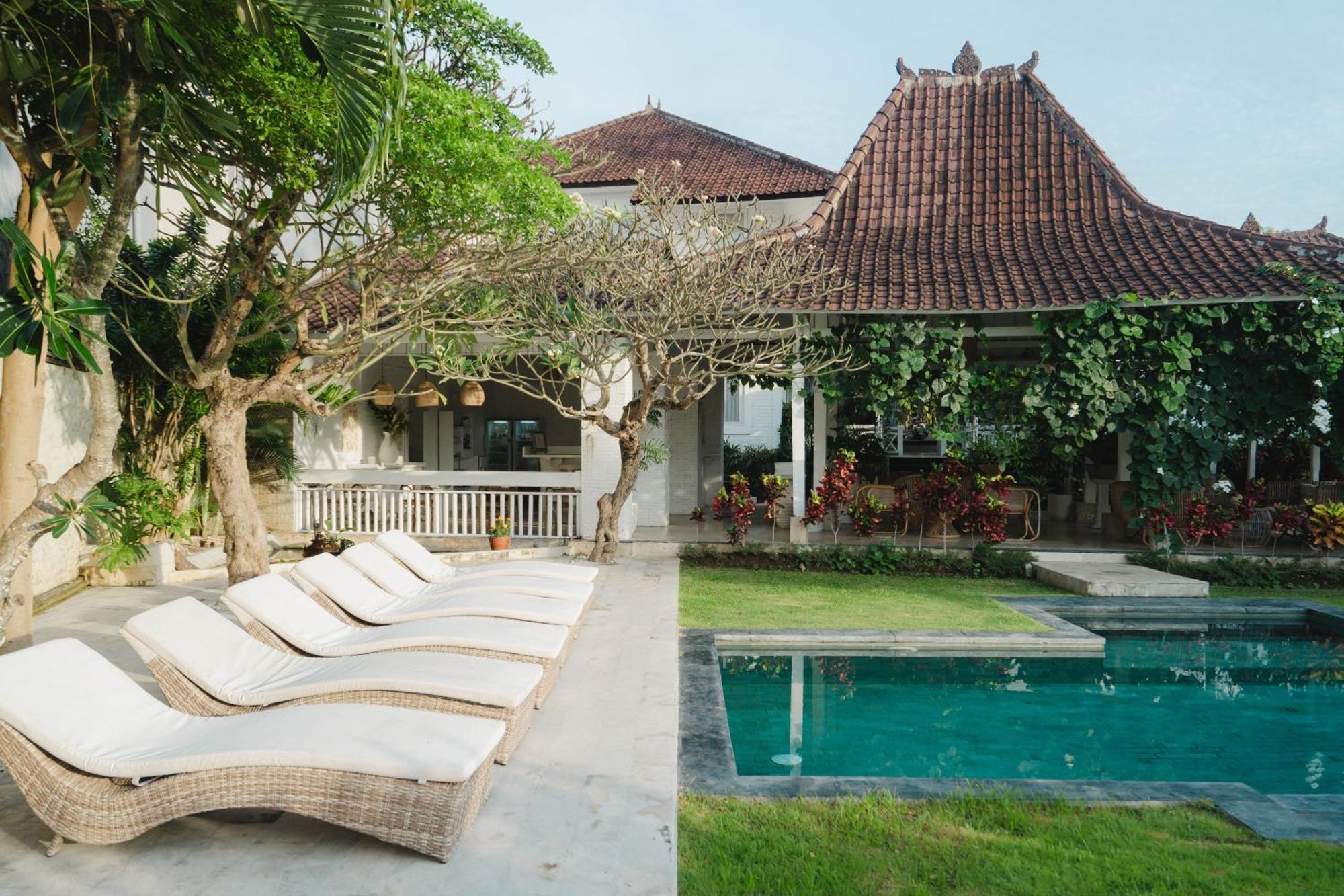 Isaiya Boutique Hotel Canggu Екстериор снимка