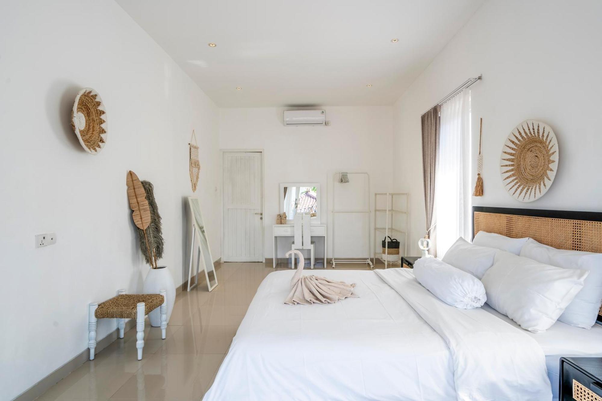 Isaiya Boutique Hotel Canggu Екстериор снимка